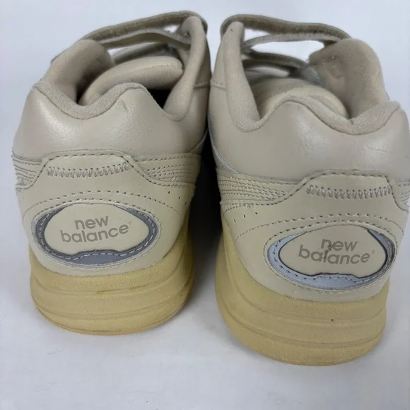 New Balance 577 Light tan Leather, Velcro Strap Athletic Walking Shoes 8.5 - Picture 3 of 9